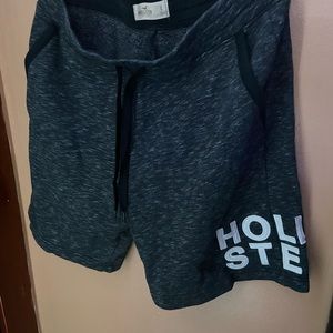 Men’s Hollister Shorts Size Large